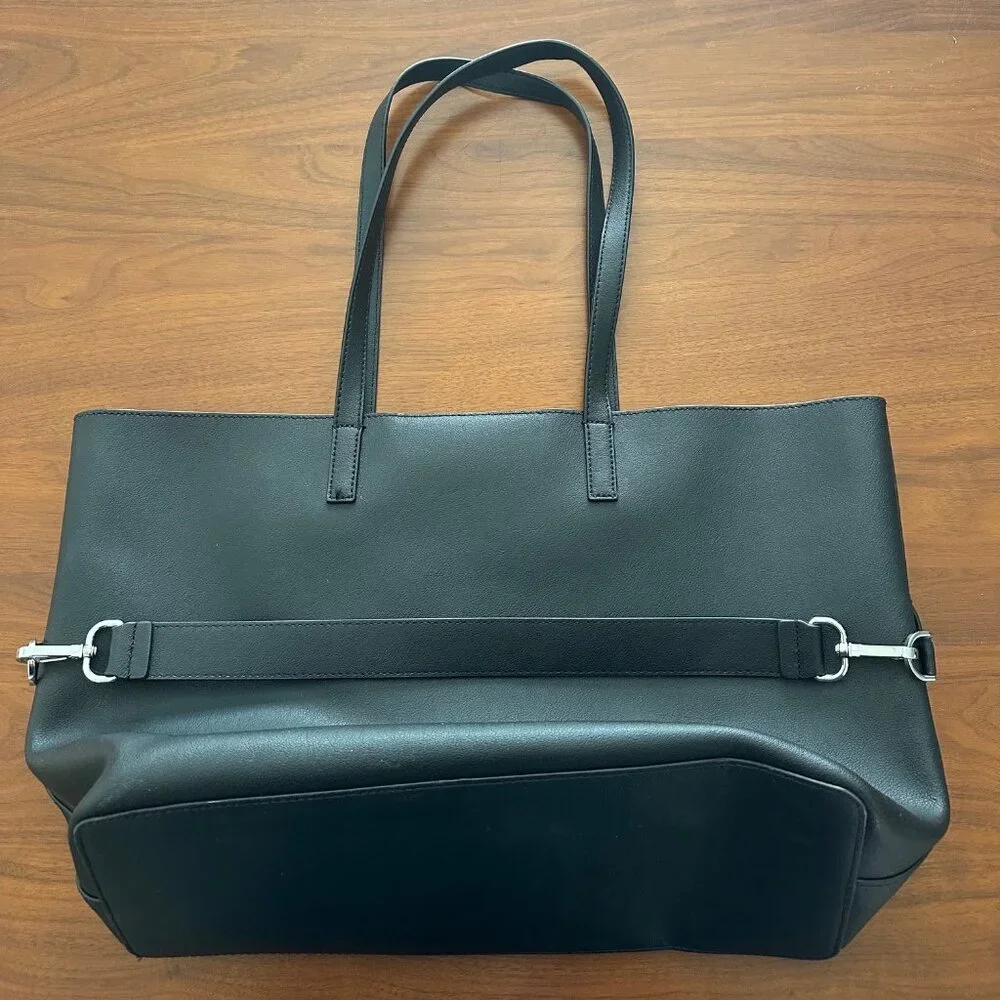 Black Leather Away Latitutde Tote Bag - Excellent Condition - Picture 2 of 4
